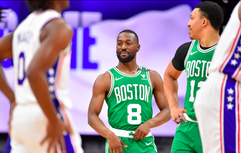 Kemba Walker brilló pero Joel Embiid fue demasiado para los Celtics