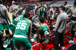 Los Houston Rockets fueron lamentables contra los Celtics